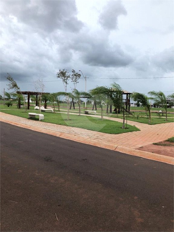 Terreno no Condomínio Residencial Vila Madalena.