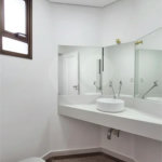 Cobertura sofisticada no Jardim do Mar, em São Bernardo do Campo, com 4 dormitórios, closet, hidromassagem, varanda, 5 vagas de garagem e lazer completo. Ideal para quem busca conforto e exclusividade.