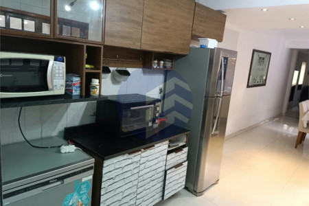 Casa à venda com 3 quartos, sendo 1 suíte, em Butantã, São Paulo - SP