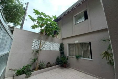 Sobrado à venda com 3 quartos em Jardim Trussardi, São Paulo, SP