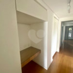 Imóvel 168m² Idea Zarvos com 3 suites, varanda na frente e na suíte, piscina, academia e 3 vagas Vila Madalena.