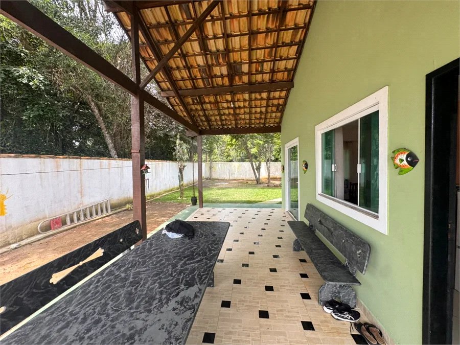Casa à venda ou para alugar com 2 quartos, sendo 1 suíte,  em Caravelas, Armação dos Búzios, RJ