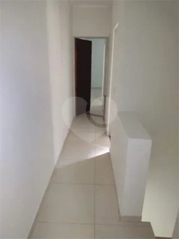 Sobrado à venda em Santo André , com 179m² , 2 dormitórios , sendo 1 suíte e 5 vagas.
