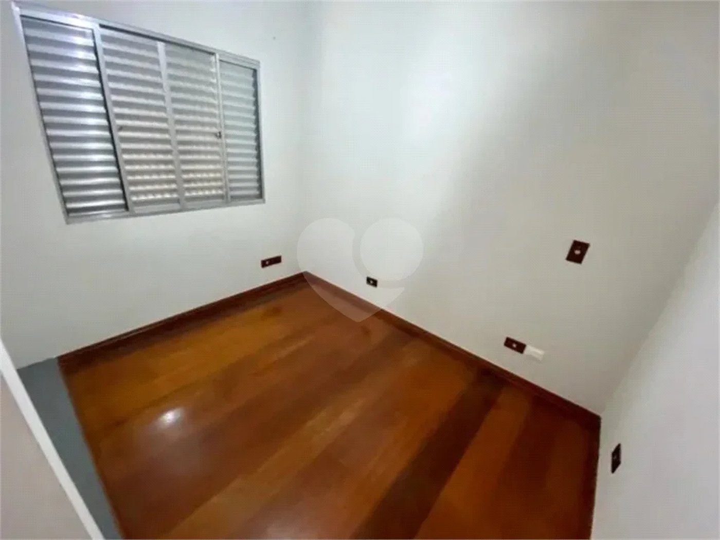 Casa à venda com 4 quartos, sendo 2 suítes,  em Jardim da Fonte, Jundiaí, SP