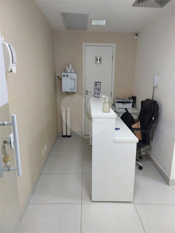 Salas comerciais ideal para clinica médica, escritório de advocacia e etc.