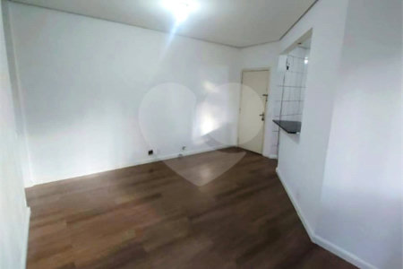 Apartamento à venda no condomínio Torres do Taboão, com 56m²