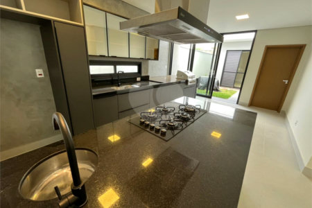 Casa com 3 suites a venda no Villeneuve