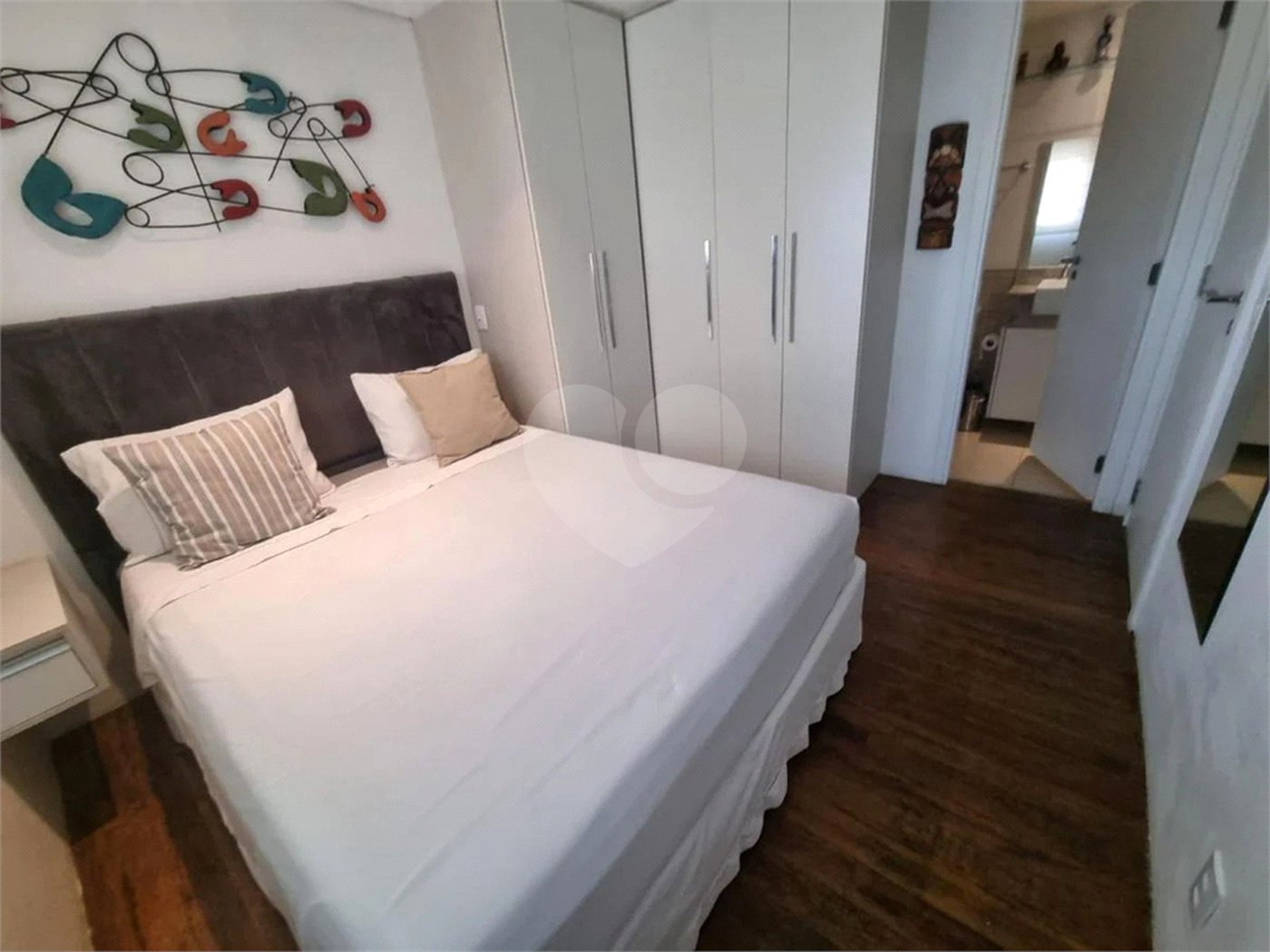 COM RENDA VENDA SO PARA INVESTIDOR Cobertura na Bela Vista com hidro -Com 69m² 1 dormitório 2 vadas Localização ótima perto de tudo Aceita Permuta