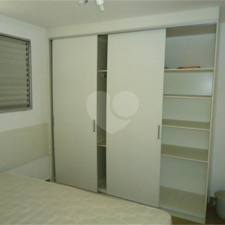 Apartamento no Condomínio Monte Nevada.