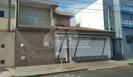 Casa à venda com 5 quartos, sendo 1 suíte,  em Jardim Paulista, São Carlos, SP