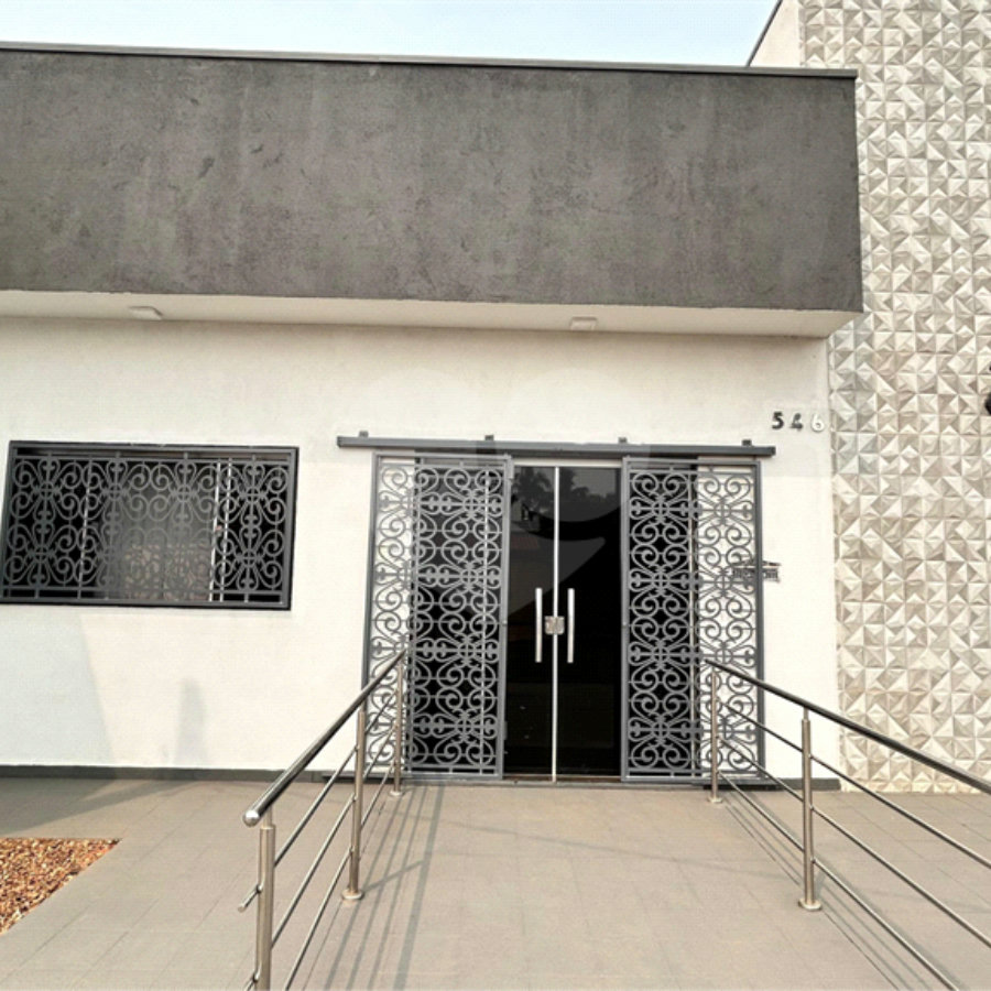 Sala para alugar em Santos Dumont, Três Lagoas - MS
