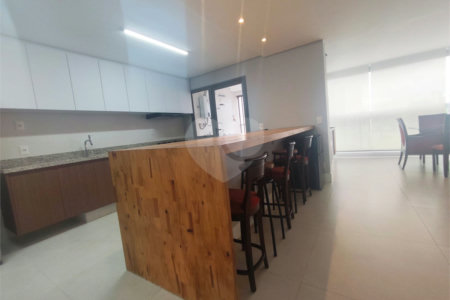Belíssimo apartamento com 163m², 3 suítes e 2 vagas para locação na Chácara Klabin!