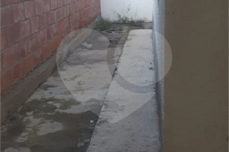 Casa para venda no Bosque dos Jatobás no Distrito de Água Vermelha.