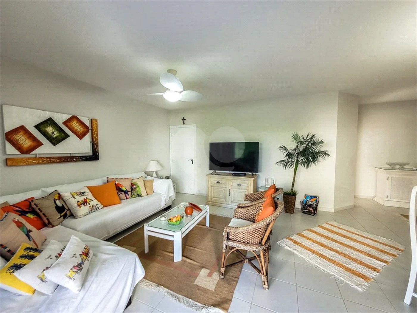 Apartamento à venda com 5 quartos, sendo 3 suítes,  em Riviera de São Lourenço, Bertioga, SP
