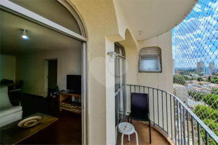 Apartamento de 117m2 com 3 dormitórios e 1 vaga na Vila Mariana