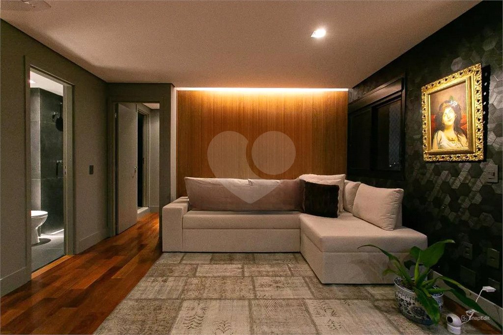 Magnífica Cobertura Penthouse à venda no condomínio Piscine Resort.
