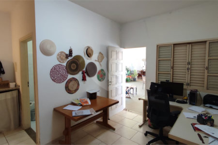 Casa à Venda de 3 dormitórios em São Carlos, no bairro Parque Santa Marta