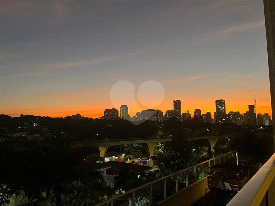 Duplex à venda com 2 suítes em Campo Belo, São Paulo, SP