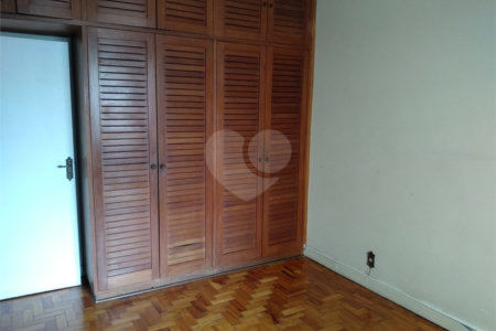 Sobrado à venda com 3 quartos, sendo 1 suíte, em Vila Mascote, São Paulo, SP