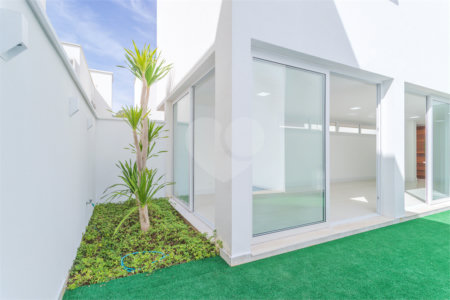 Casa à venda com 4 suítes no condomínio Villagio Quadrifolio, São Paulo - SP