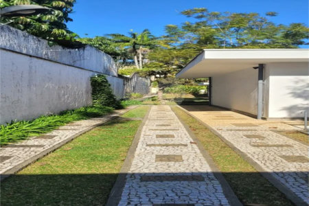 Casa de Alto Padrão à Venda – Campo Belo | São Paulo/SP