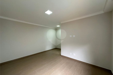 Casa para venda no Condomínio Faixa Azul.
