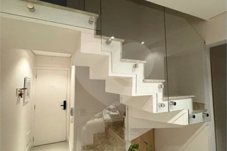 Apartamento duplex de 102 m² com 2 dormitórios, sendo 1 suíte, 3 banheiros, área gourmet e 1 vaga de garagem. Conforto, estilo e exclusividade em um só imóvel!