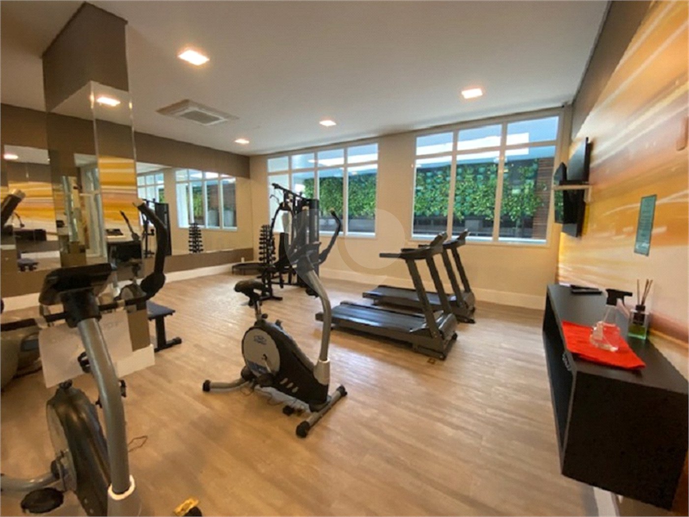 EXCELENTE APARTAMENTO NA ACLIMAÇÃO
