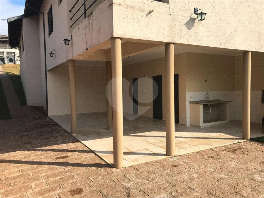 Casa assobradada à venda no Jardim Panorama – Vinhedo/SP