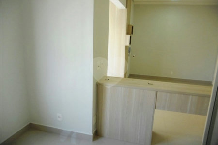Apto Studio 32m2 - Metrô Saúde - Bom p/Investidor