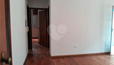 Apartamento à venda com 2 quartos, sendo 1 suíte,  em Jardim Quisisana, Poços de Caldas, MG