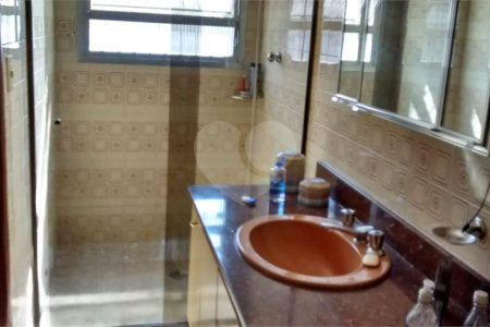 Sobrado à venda próximo ao Shopping Anália Franco