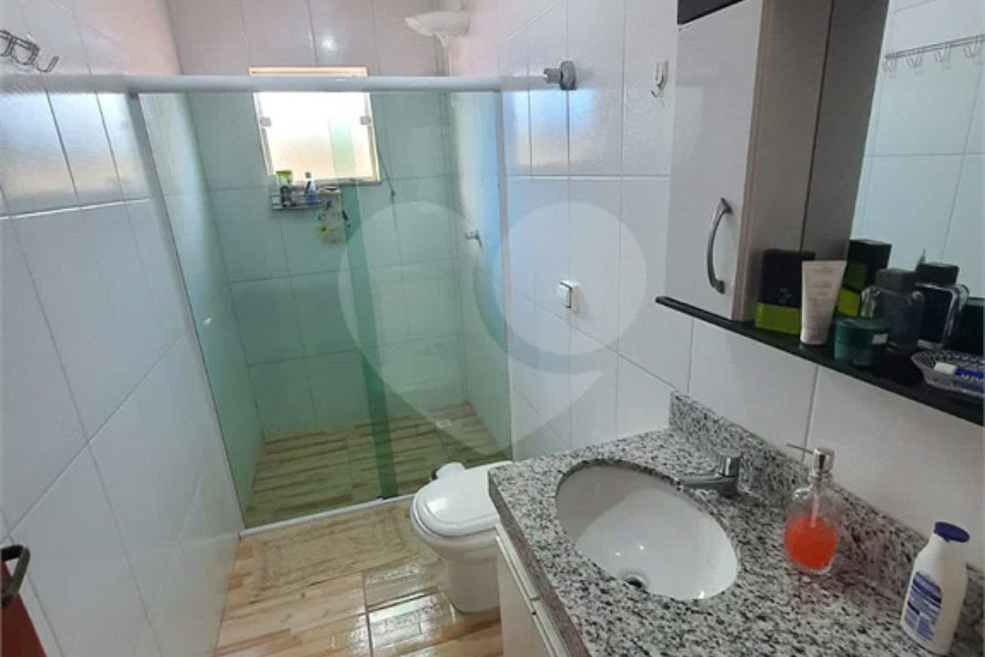 Casa térrea em Pirituba com 30 vagas!!!