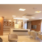 Espaço, conforto e uma localização privilegiada fazem deste apartamento mobiliado no Baeta Neves, em São Bernardo do Campo, uma excelente opção para seu novo lar. Com 118 m², três dormitórios e quatro banheiros, o imóvel oferece ambientes amplos para acomodar a família e receber amigos com comodidad
