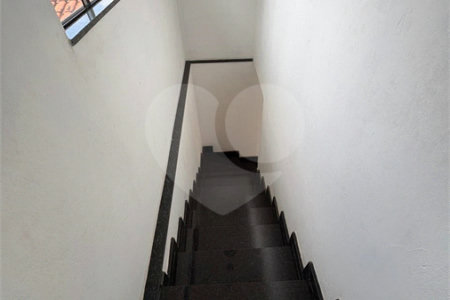 CASA A VENDA N EMBARÉ