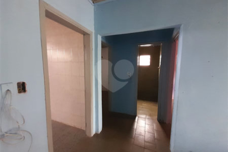 Casa à Venda no Bairro Boa Vista-São Carlos/SP