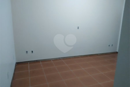 Sobrado 3 quartos 1 suíte