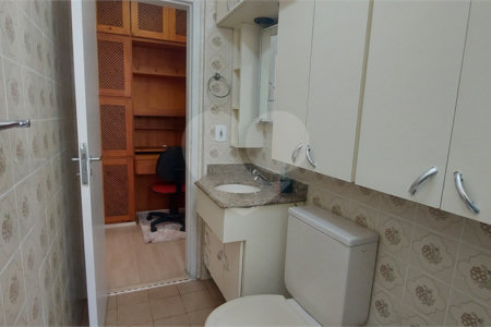 Apartamento à venda ou locação na Saúde com 46m², 1 dormitório e 1 vaga de garagem,