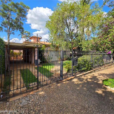 Casa Térrea 5 quartos bem localizada com piscina.