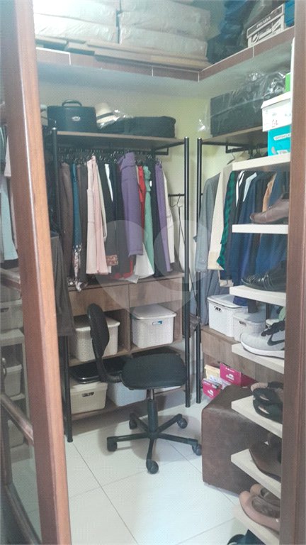 Chácara à venda com 3 quartos, sendo 2 suítes,  em Monterrey, Louveira, SP