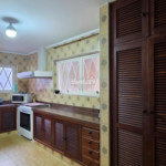 Casa à venda com 4 quartos, sendo 2 suítes, em Vila Petrópolis, Atibaia, SP