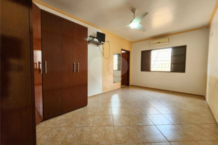 Casa térrea no Romeu Santini