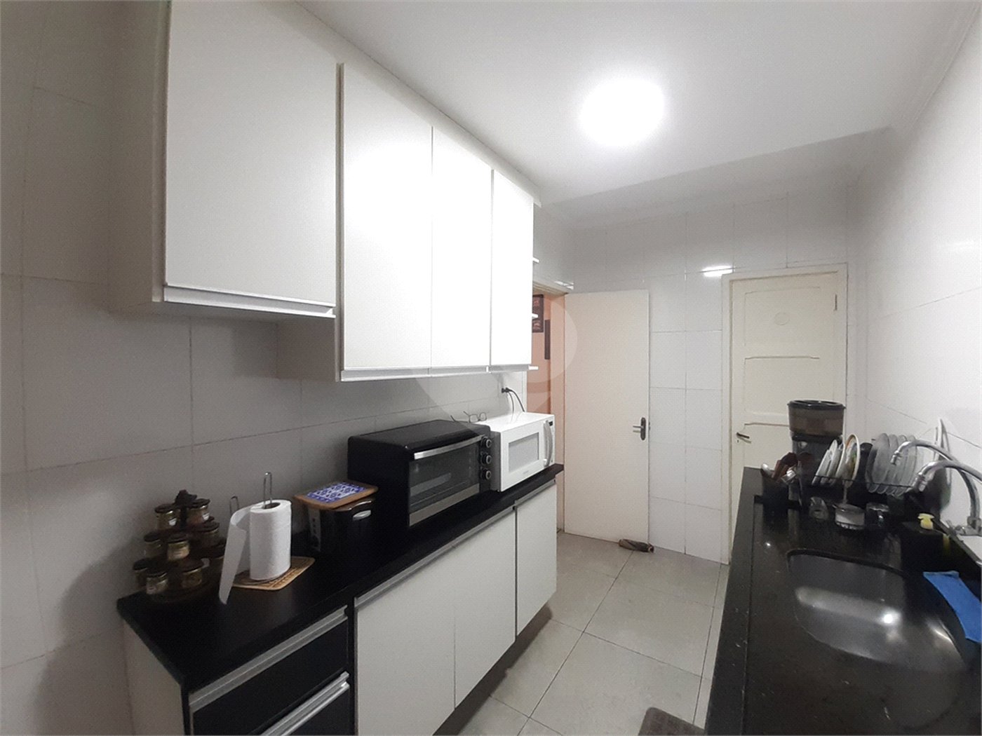 Vende-se: Sobrado de Vila, 2 quartos, Edícula com 1 Suíte, 1 Vaga, Santana!