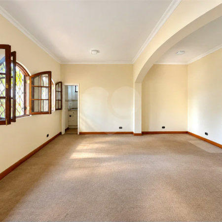 Casa Térrea à venda com 3 quartos, sendo 2 suítes,  em Brooklin Velho, São Paulo, SP