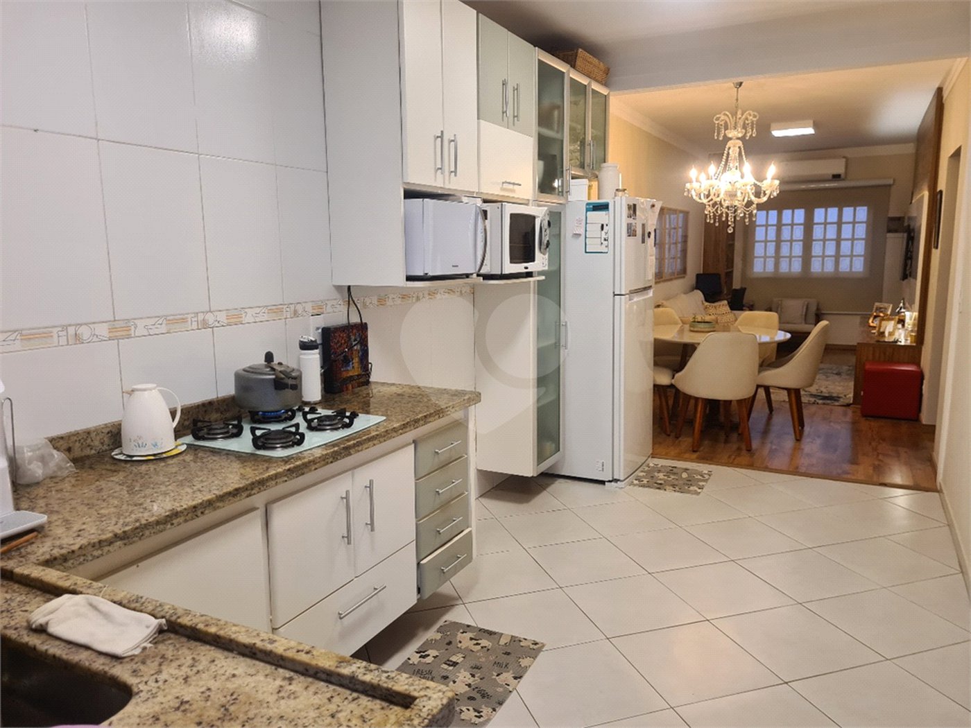 CASA A VENDA EM CONDOMINIO FECHADO RESIDENCIAL BELL PARK, JARDIM UIRA, 2 DORMITORIOS SENDO 1 SUÍTE,