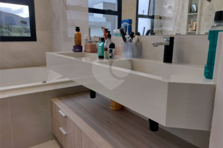 Casa à venda com 4 suítes no condomínio Brisas Jundiaí, Jundiaí - SP