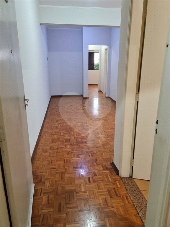 Apartamento à venda de 2 dormitórios no Edifício São José, Araraquara
