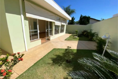 Casa à Venda no Condomínio Montreal - São Carlos/SP