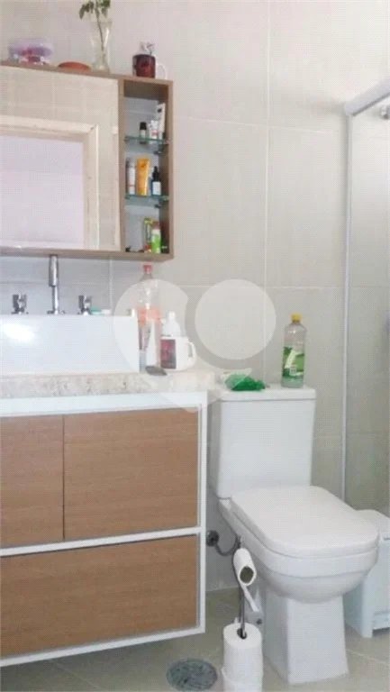Lindo Sobrado em Condomínio