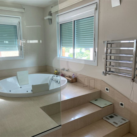 Apartamento amplo de 143 m² na Vila Mariana